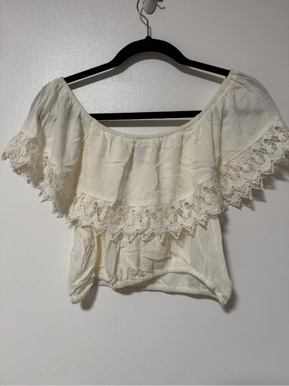 Forever 21 Cream Off-Shoulder Lace Ruffle Crop Top